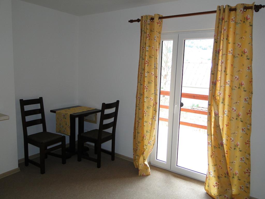 Dorf Haus Valiug Hotel Room photo