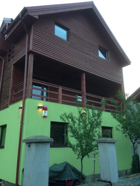 Dorf Haus Valiug Hotel Exterior photo